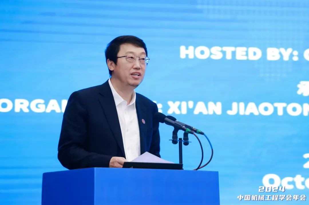 张立群致辞.jpg